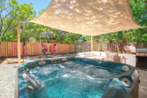 50 Shades of Pink-Hot Tub!